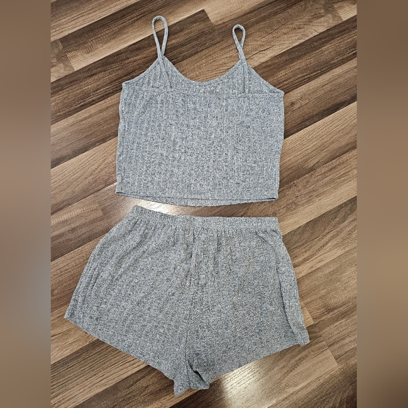 Womens Pajama Set Of 3 Medium Cropped Tank Top & Shorts Blue Green Purple - Picture 3 of 7